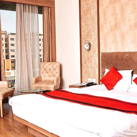 All - Fresco Hotel Kalkutta Kültér fotó